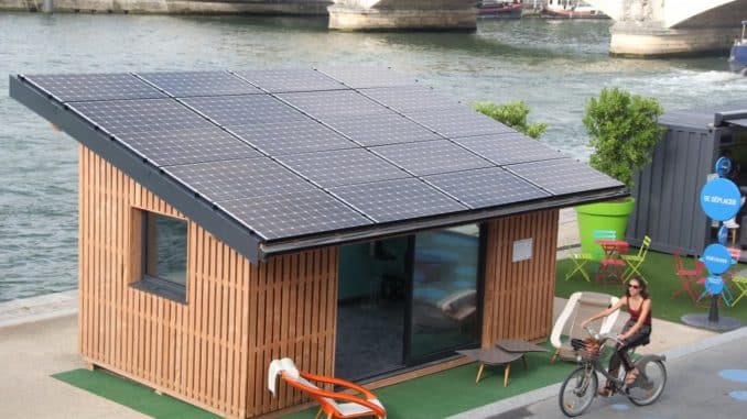 découvrez les avantages de la toiture photovoltaïque : une solution écologique pour produire votre propre électricité, réduire vos factures d'énergie et contribuer à la préservation de l'environnement. informez-vous sur l'installation, les économies d'énergie et les subventions disponibles.