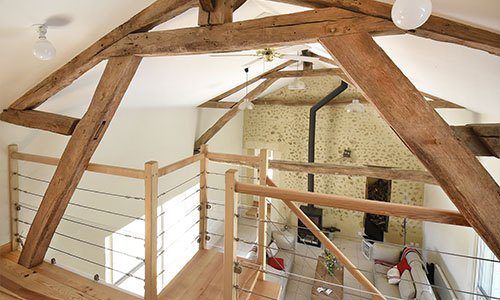 découvrez comment transformer un hangar à foin en un espace polyvalent et fonctionnel. nos conseils et astuces vous guideront à travers chaque étape du processus, que ce soit pour créer un bureau, un atelier ou un espace de loisirs.