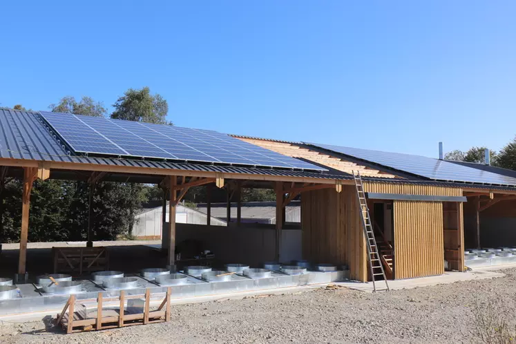 découvrez comment les hangars photovoltaïques allient innovation et dynamisme d'exploitation pour optimiser la production d'énergie solaire. améliorez votre rendement et adoptez une solution durable pour vos besoins énergétiques.
