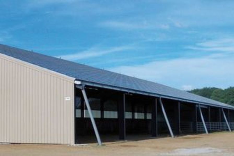 découvrez nos hangars solaires, une solution durable et innovante pour protéger vos biens tout en générant de l'énergie propre. idéaux pour les entreprises et les particuliers, ces structures allient fonctionnalité et respect de l'environnement.