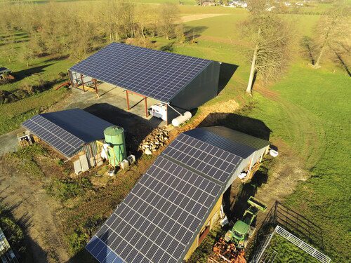 découvrez nos hangars réactifs pour une gestion optimale de l'énergie. conçus pour s'adapter aux besoins changeants, ces espaces offrent une solution innovante pour le stockage et la production d'énergie durable. optez pour une structure intelligente qui maximise l'efficacité énergétique et réduit votre empreinte carbone.