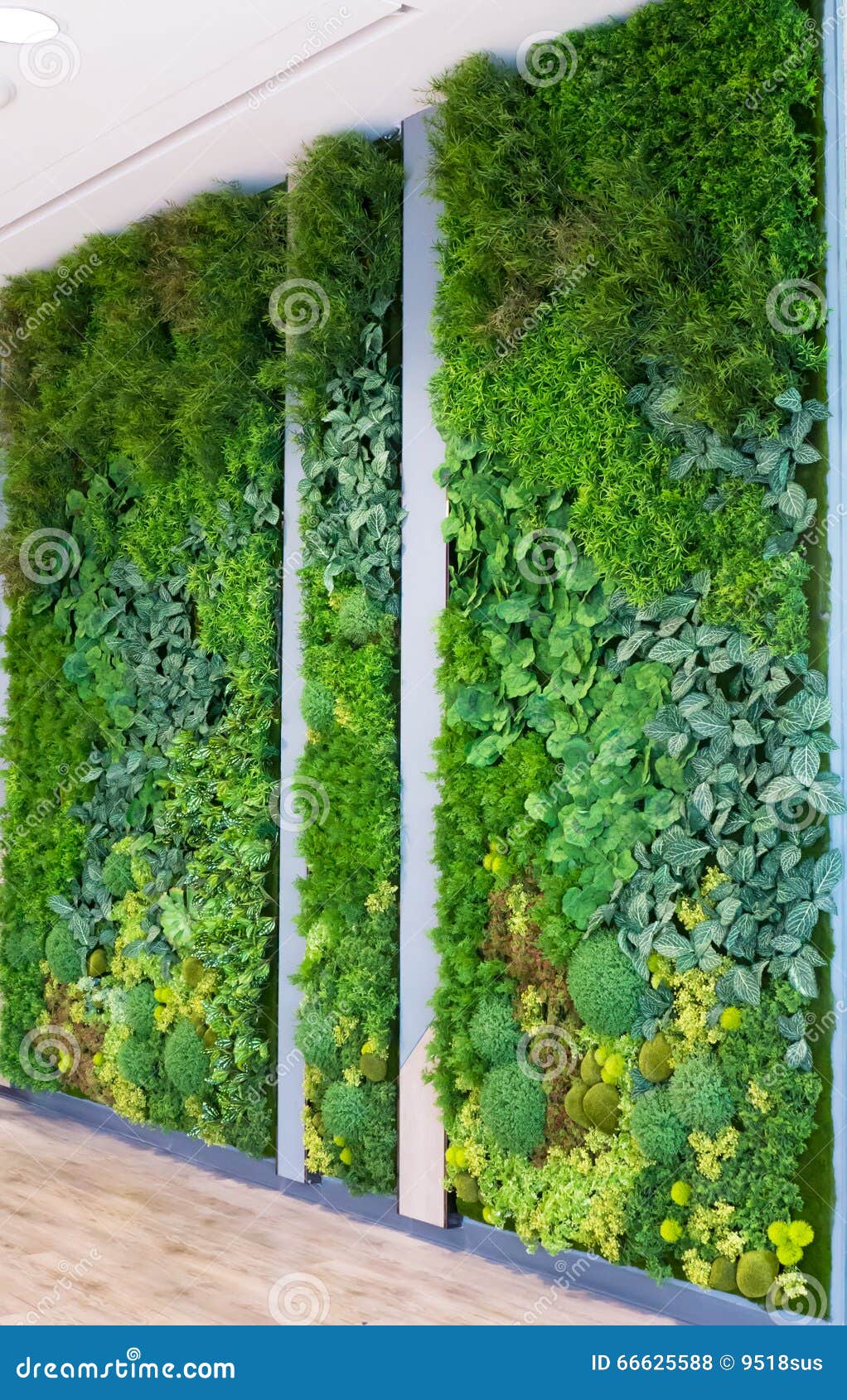 découvrez l'art des jardins verticaux pour transformer vos espaces en véritables oasis de verdure. apprenez comment créer un écosystème végétal unique, optimiser l'utilisation de l'espace et apporter une touche de nature à votre intérieur ou extérieur. idéal pour les petits espaces et ceux qui souhaitent embellir leur environnement avec créativité.