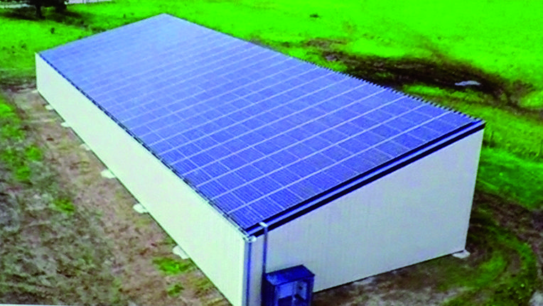 découvrez comment l'intégration de systèmes photovoltaïques dans les hangars agricoles permet d'optimiser l'utilisation de l'eau et de produire une énergie renouvelable tout en soutenant la durabilité et l'efficacité des exploitations agricoles.
