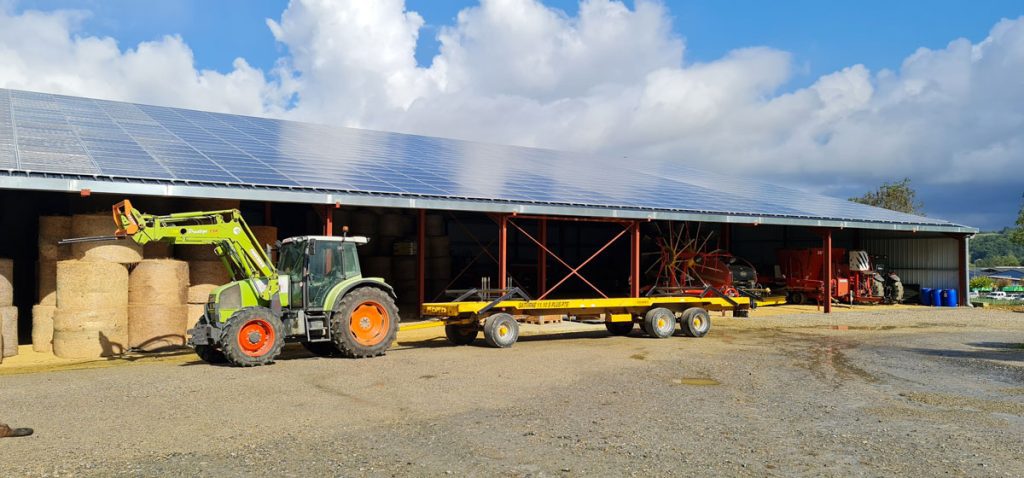découvrez comment les panneaux solaires peuvent optimiser l'efficacité énergétique de vos hangars agricoles. profitez d'économies sur vos factures d'électricité tout en contribuant à un avenir durable grâce à cette solution innovante et respectueuse de l'environnement.