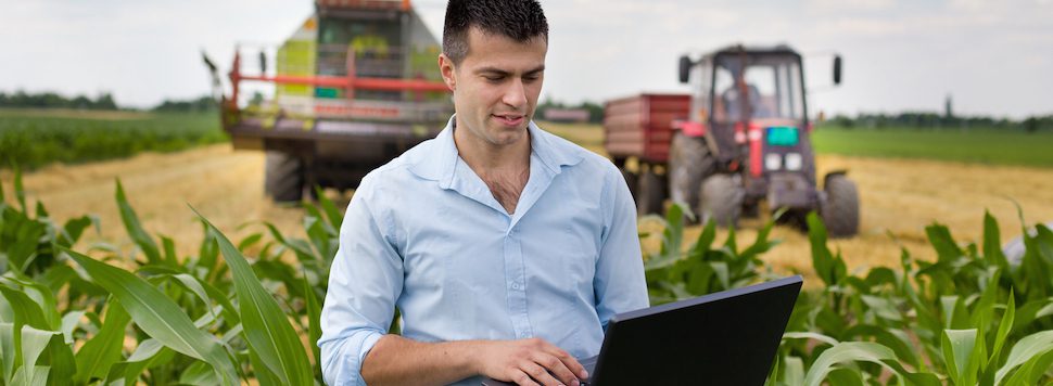 découvrez des témoignages d'agriculteurs qui utilisent des technologies innovantes pour améliorer leurs pratiques. inspirez-vous de leurs expériences et de l'impact de ces outils sur leur production et leur quotidien.