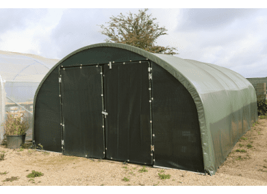 découvrez comment l'ombrage dans les hangars agricoles peut améliorer le bien-être des animaux et des cultures, tout en optimisant l'efficacité énergétique de votre exploitation. des solutions innovantes pour un environnement de travail optimal.