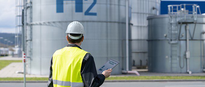 découvrez des alternatives durables aux énergies fossiles pour une transition énergétique réussie. explorez les énergies renouvelables, l'efficacité énergétique et les nouvelles technologies qui préservent notre planète tout en répondant à nos besoins énergétiques.