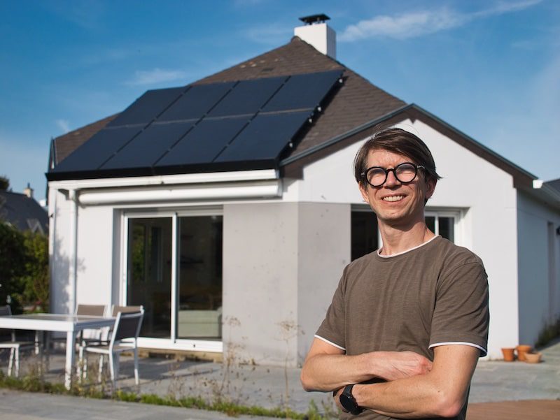 découvrez notre guide complet sur l'aide photovoltaïque pour maximiser votre investissement dans l'énergie solaire. obtenez des informations sur les subventions, crédits d'impôt et aides financières disponibles pour rendre vos projets solaires plus accessibles.
