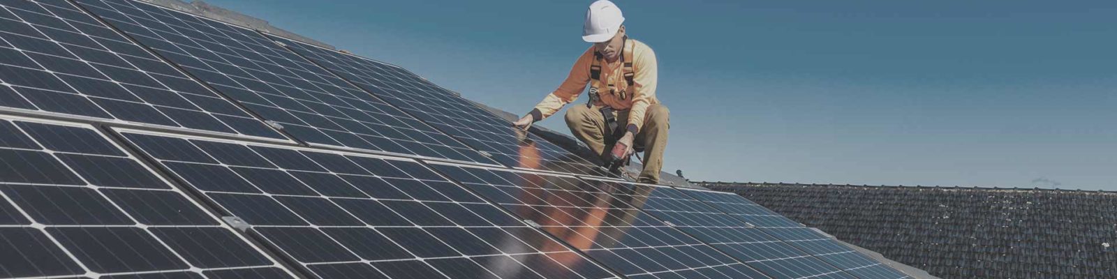 découvrez notre étude de faisabilité pour un hangar photovoltaïque, qui analyse les potentialités d'installation de panneaux solaires sur votre structure. maximisez votre rendement énergétique tout en réduisant votre empreinte carbone grâce à des solutions durables et adaptées à vos besoins.