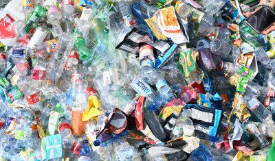 découvrez des alternatives durables au plastique pour réduire votre impact environnemental. explorez des solutions écologiques et responsables qui favorisent un mode de vie zéro déchet tout en préservant notre planète.