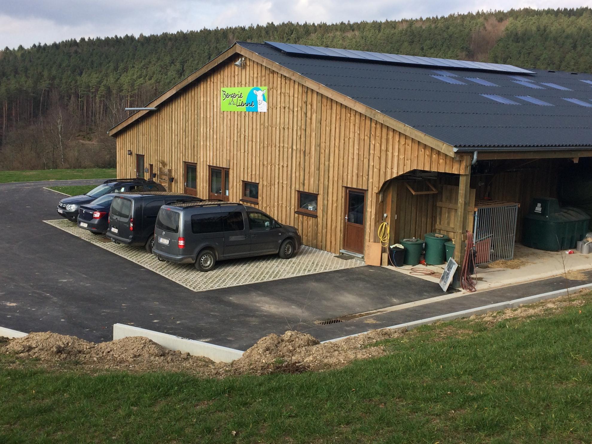 découvrez des solutions innovantes pour l'aménagement efficace de vos bâtiments agricoles. optimisez l'espace, améliorez la productivité et réduisez les coûts grâce à des méthodes adaptées à vos besoins spécifiques.