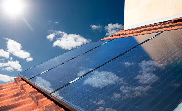 découvrez comment l'anah soutient l'installation de panneaux solaires en france. profitez des aides financières et des conseils pour réaliser votre projet d'énergie renouvelable et réduire vos factures d'électricité.