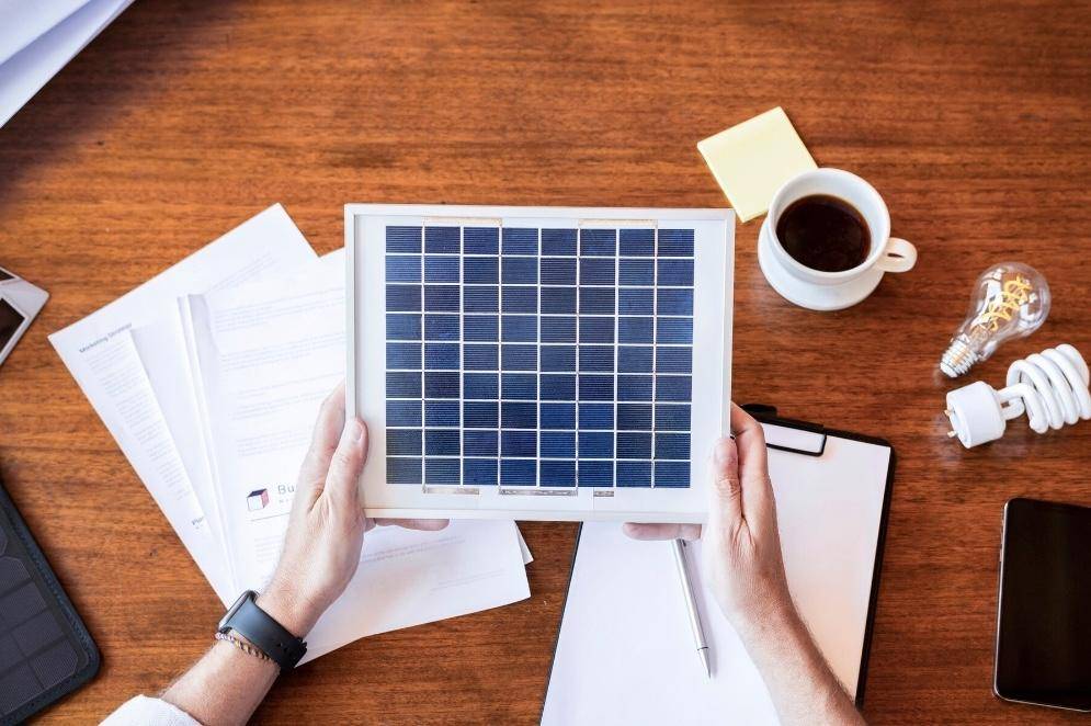 découvrez tout ce qu'il faut savoir sur les autorisations nécessaires pour installer des panneaux solaires. informez-vous sur les démarches administratives, les réglementations en vigueur et les aides disponibles pour optimiser votre transition énergétique.