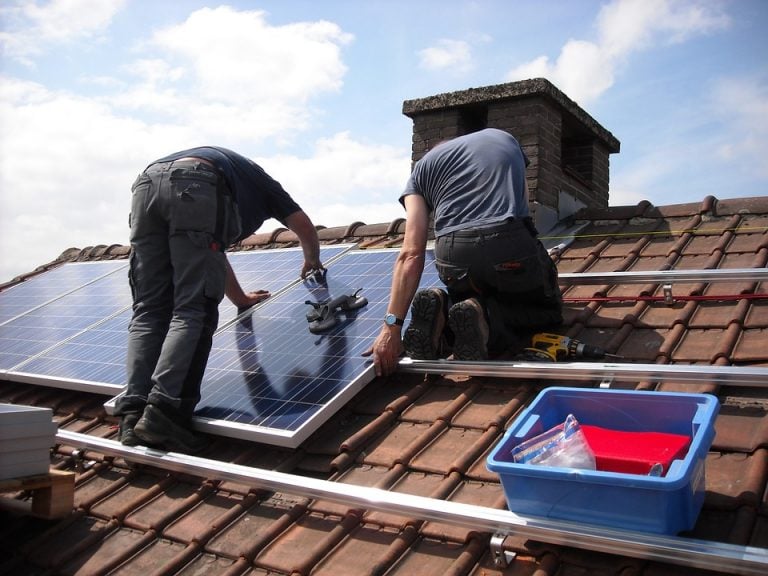découvrez les avis sur photovoltaik consulting, un expert en solutions photovoltaïques. explorez les retours d'expérience de clients satisfaits et apprenez comment cette entreprise peut vous aider à optimiser votre installation solaire et réduire vos factures d'énergie.