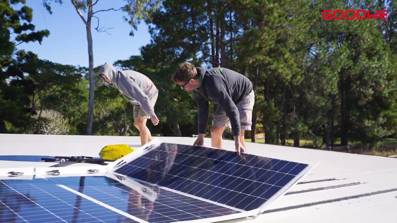 découvrez nos cabanons photovoltaïques, des solutions écologiques et pratiques pour optimiser votre espace extérieur tout en produisant de l'énergie renouvelable. idéaux pour stocker vos outils ou aménager un coin détente, nos cabanons allient design moderne et performance énergétique.