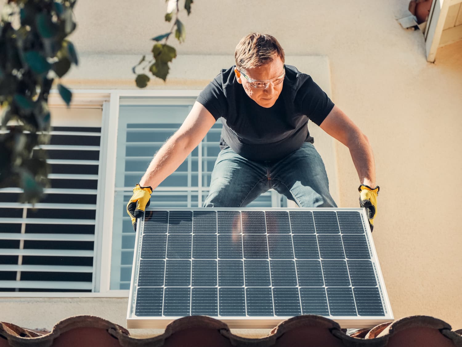 découvrez comment choisir l'énergie solaire pour votre maison ou votre entreprise. cette guide vous fournit des conseils pratiques pour évaluer les options disponibles, optimiser vos économies d'énergie et contribuer à un avenir durable.