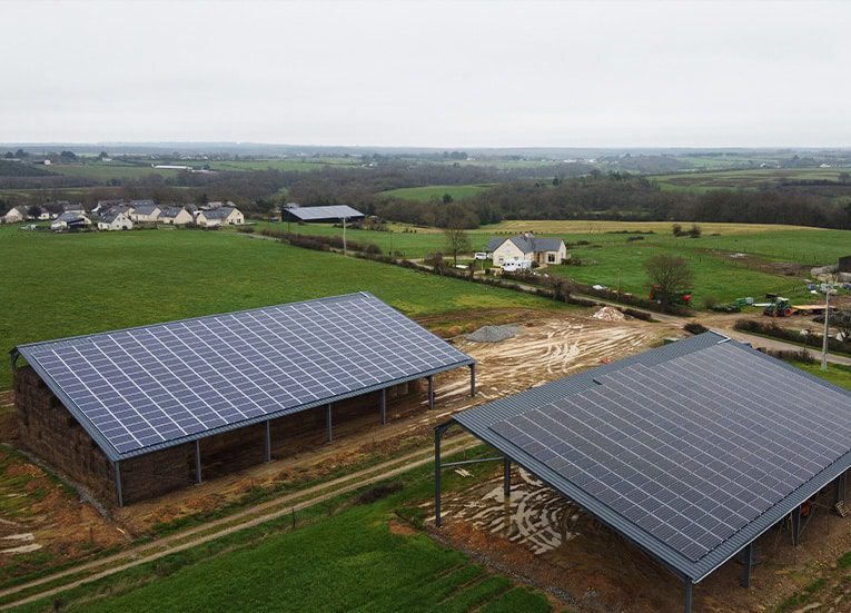 découvrez comment optimiser votre communication autour des hangars photovoltaïques. informez vos clients sur les avantages des installations solaires, les solutions d'énergie renouvelable et l'impact environnemental positif de ces structures innovantes.