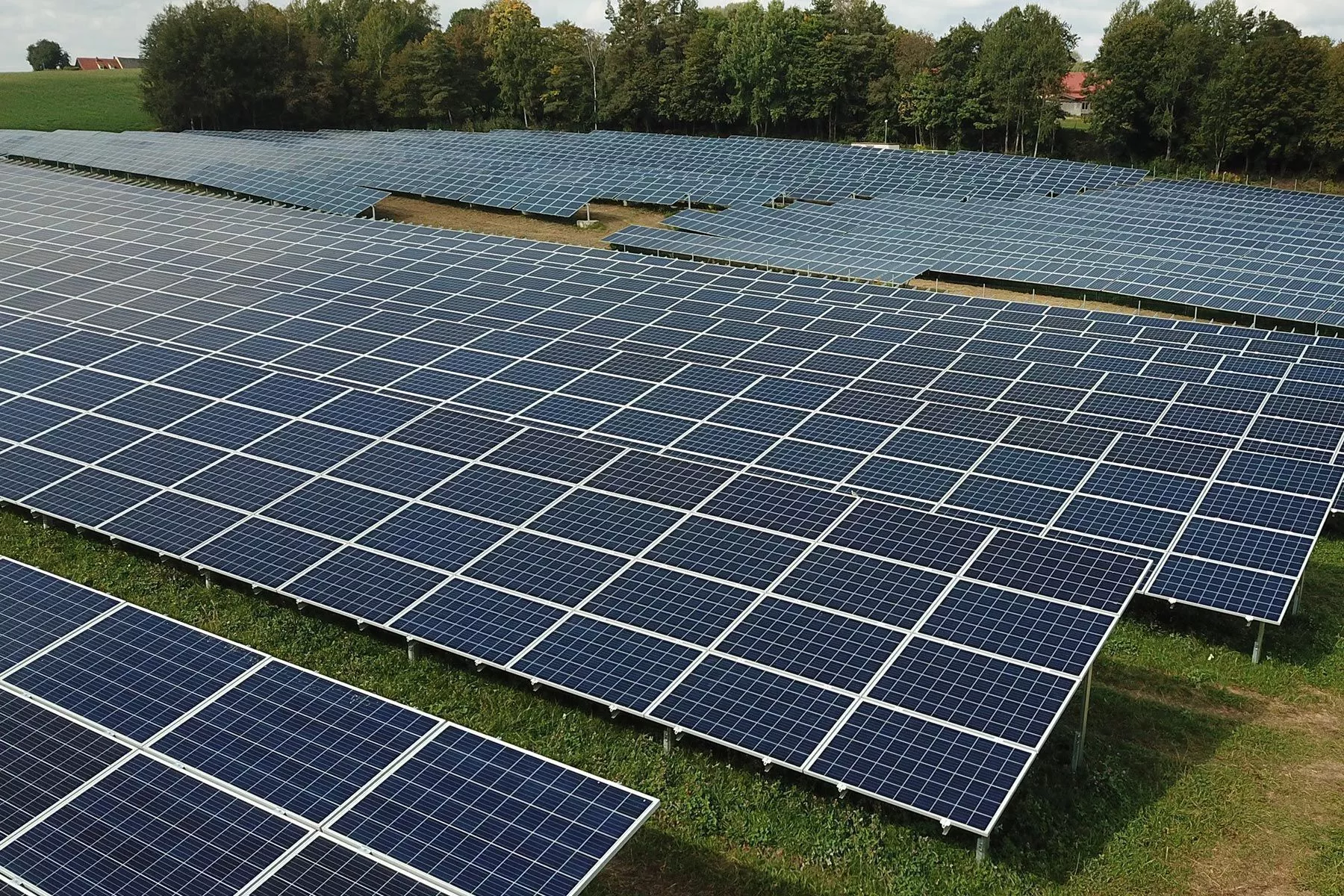 découvrez les coûts associés à l'installation d'une centrale photovoltaïque. analysez les investissements nécessaires, les subventions disponibles et les économies d'énergie potentielles pour optimiser votre projet d'énergie solaire.
