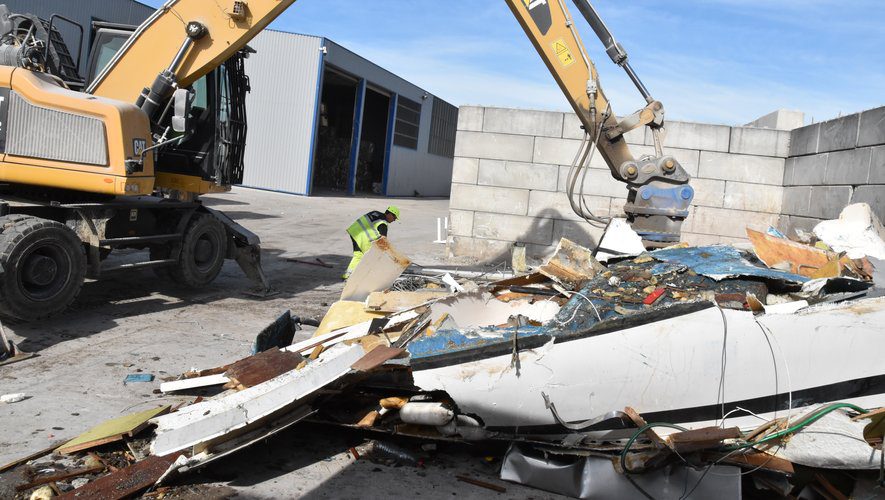 découvrez les secrets des coûts de déconstruction : analyse des facteurs influençant les dépenses, astuces pour optimiser votre budget et éviter les surprises. informez-vous avant de commencer votre projet de déconstruction.