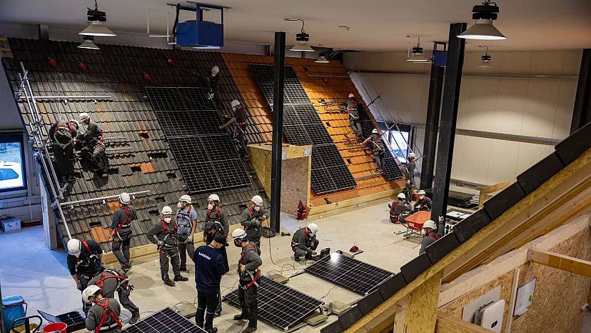 découvrez comment l'éducation sur l'énergie solaire peut transformer les hangars en espaces écologiques et durables. apprenez les techniques d'installation et les avantages de l'énergie renouvelable pour optimiser vos infrastructures.