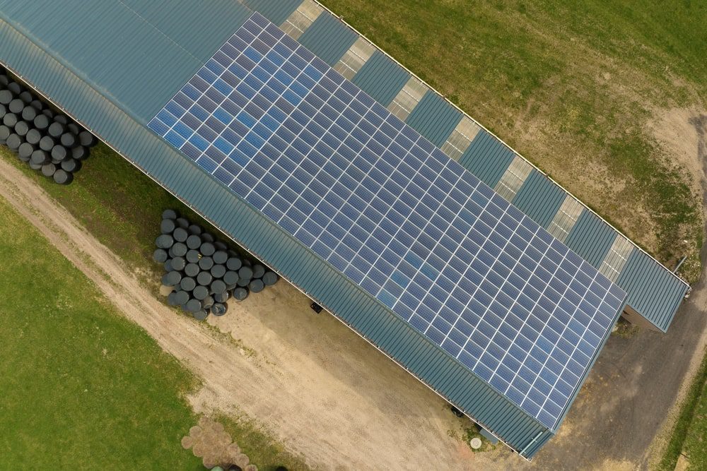 découvrez les erreurs courantes lors de l'installation de hangars photovoltaïques et comment les éviter. optimisez votre projet d'énergie solaire pour garantir une performance maximale et une rentabilité accrue.
