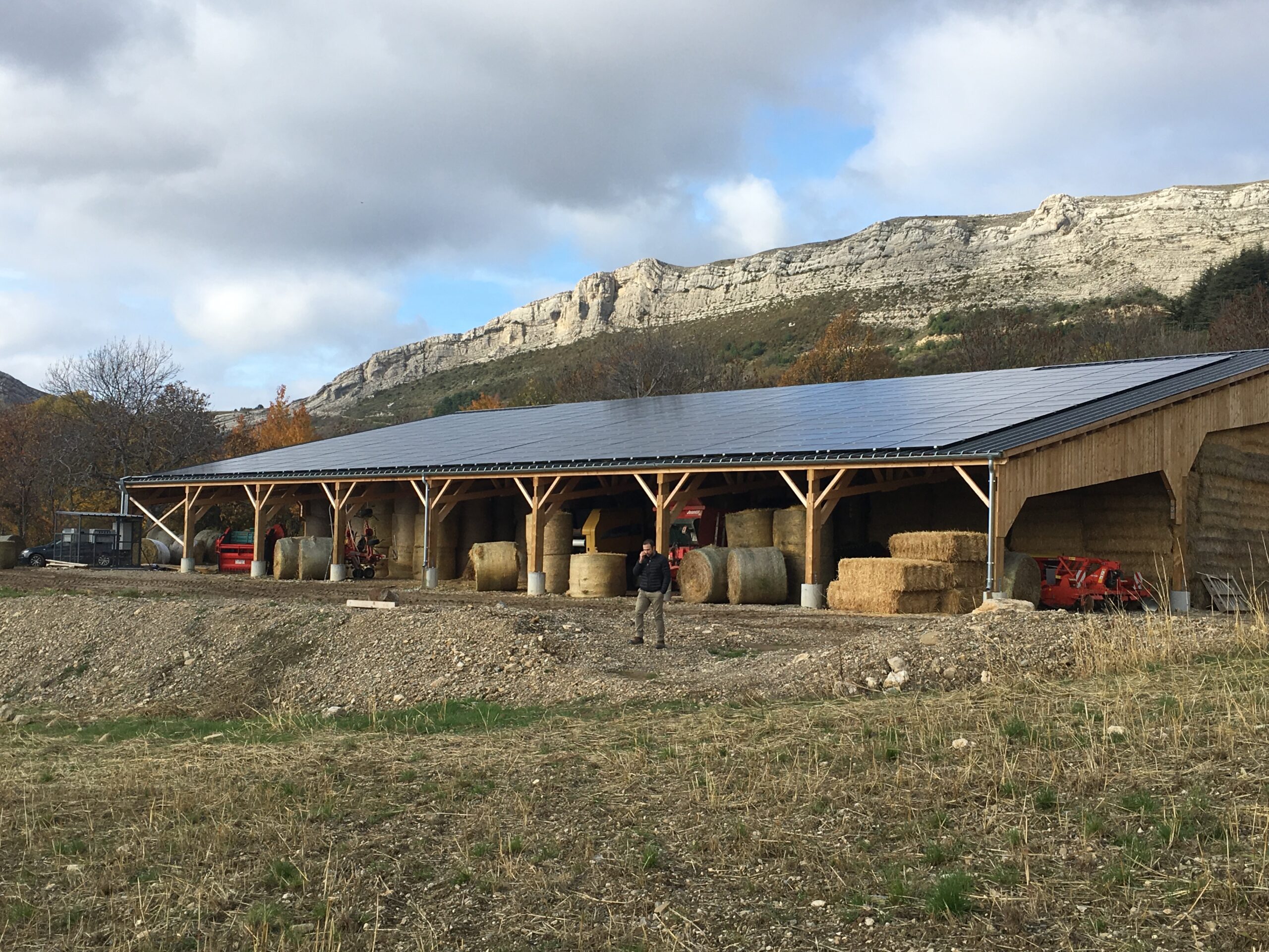 obtenez une estimation précise de la valeur de vos bâtiments agricoles grâce à notre expertise. nous vous accompagnons dans l'évaluation de vos infrastructures pour vous aider à prendre des décisions éclairées pour votre exploitation.