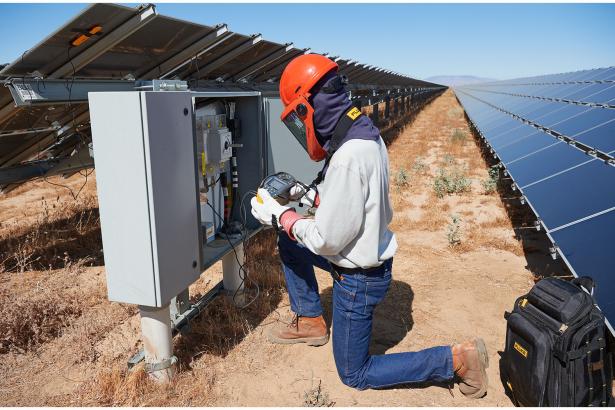 découvrez comment évaluer les performances de vos panneaux photovoltaïques pour maximiser votre production d'énergie solaire. optimisez votre investissement et assurez-vous un rendement optimal grâce à nos conseils et méthodologies.