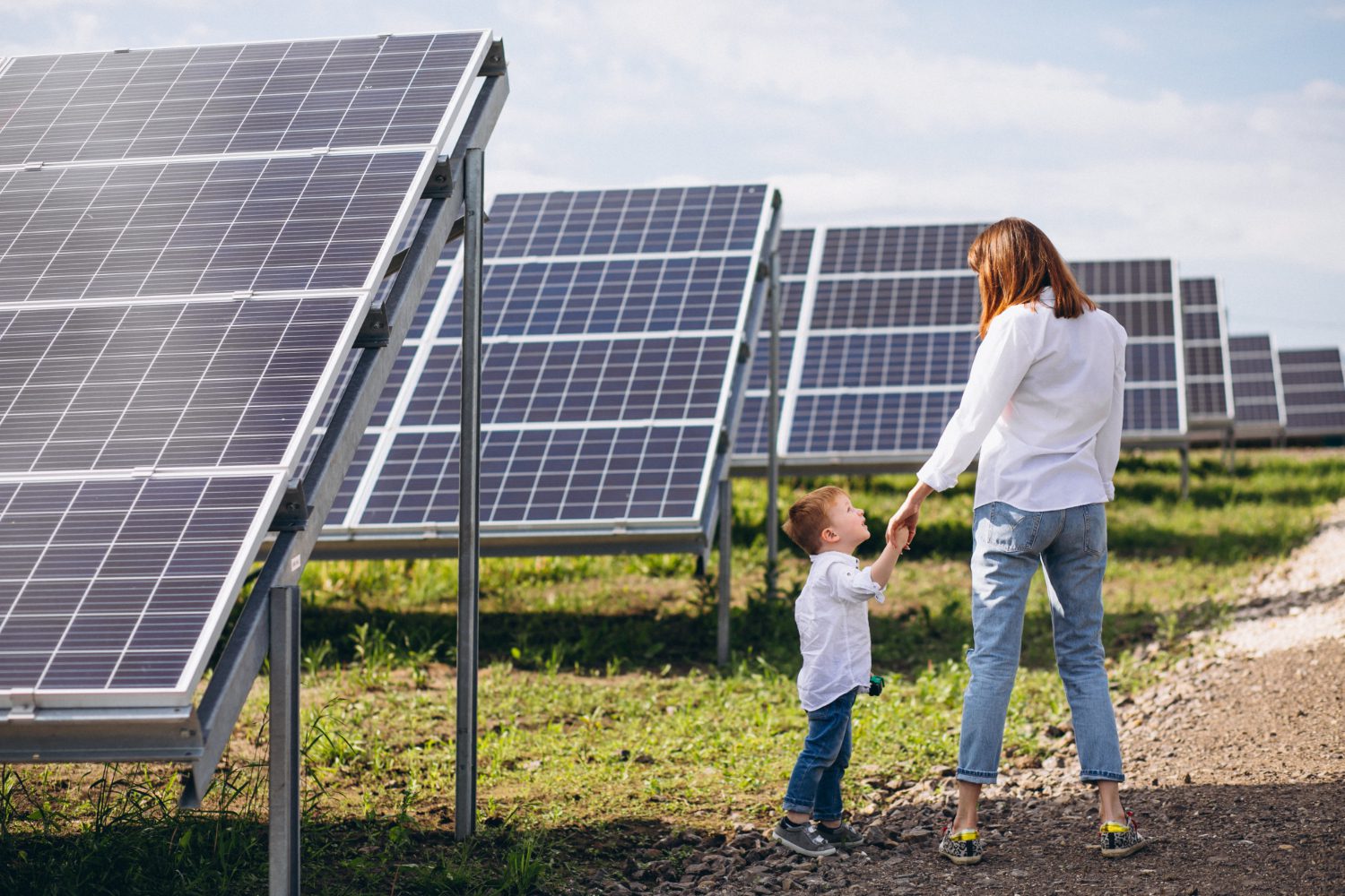 découvrez notre ferme solaire, un projet innovant qui exploite l'énergie renouvelable pour produire de l'électricité verte. profitez d'une solution durable pour l'environnement et un avenir énergétique responsable.