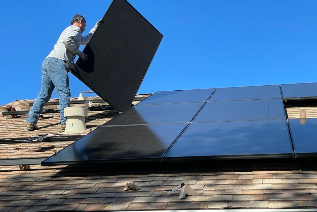 découvrez les options de financement pour les panneaux solaires destinés aux particuliers. informez-vous sur les aides disponibles, les solutions de crédit, et comment investir dans l'énergie solaire pour réduire votre facture d'électricité tout en préservant l'environnement.