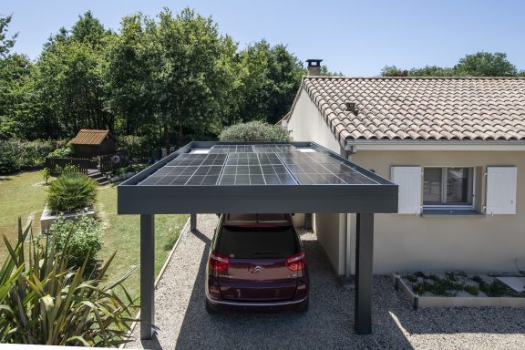 découvrez comment obtenir un garage gratuit tout en bénéficiant d'une installation de panneaux solaires. profitez d'une solution durable et économique pour abriter votre voiture tout en réduisant votre empreinte carbone.
