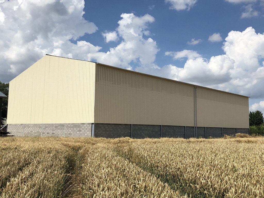 découvrez des solutions innovantes pour construire un hangar agricole durable, alliant performance et respect de l'environnement. optimisez votre espace de travail tout en réduisant votre empreinte carbone grâce à des matériaux écologiques et des techniques de construction modernes.