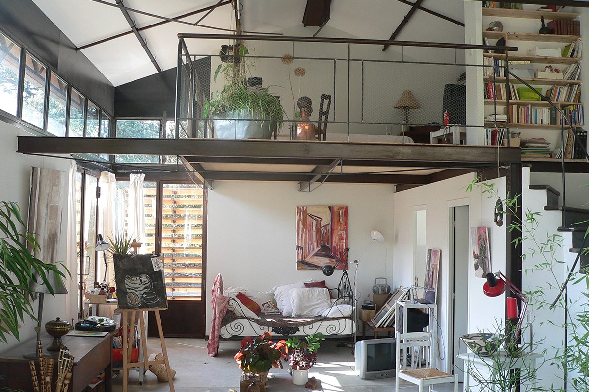 découvrez comment transformer un hangar en habitation moderne et confortable. explorez les étapes, les astuces et les inspirations pour créer un espace de vie unique tout en préservant le charme et l'authenticité de ce type de bâtiment.