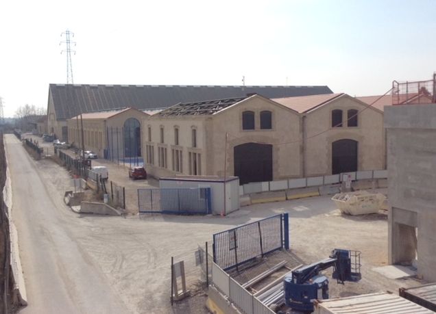 découvrez notre gamme de hangars agricoles, conçus pour répondre aux besoins spécifiques des exploitations agricoles. offrant durabilité et protection pour vos équipements et récoltes, nos hangars s'adaptent à toutes les surfaces et conditions. optimisez votre espace de travail avec des solutions sur mesure.