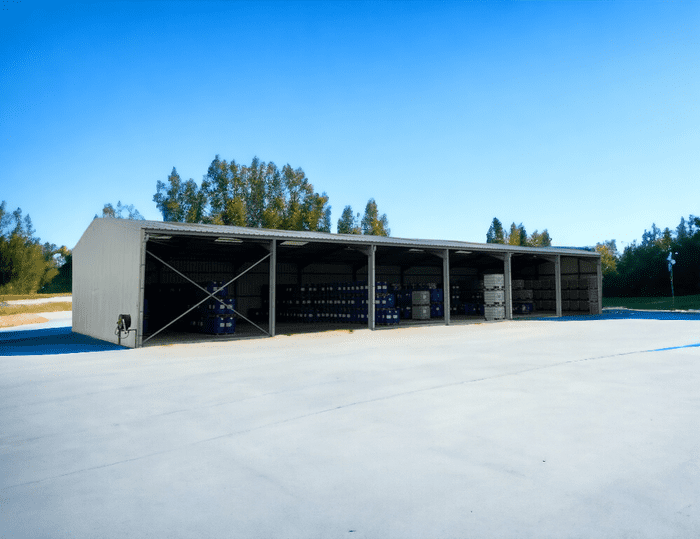 découvrez nos hangars de stockage adaptés à tous vos besoins : sécurisez et optimisez le rangement de vos biens avec des solutions flexibles et accessibles.