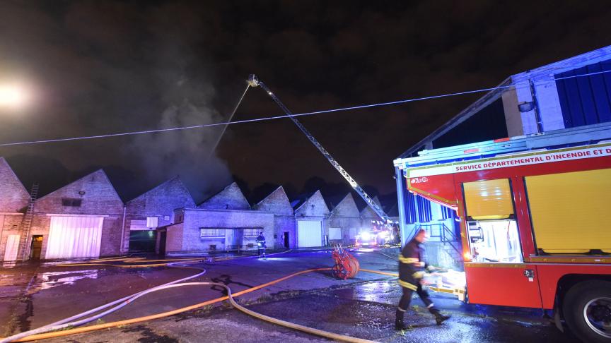 découvrez les derniers événements concernant l'incendie survenu à l'entrepôt d'arzal. informez-vous sur les causes, les dégâts matériels et les mesures de sécurité prises pour prévenir de futurs sinistres.