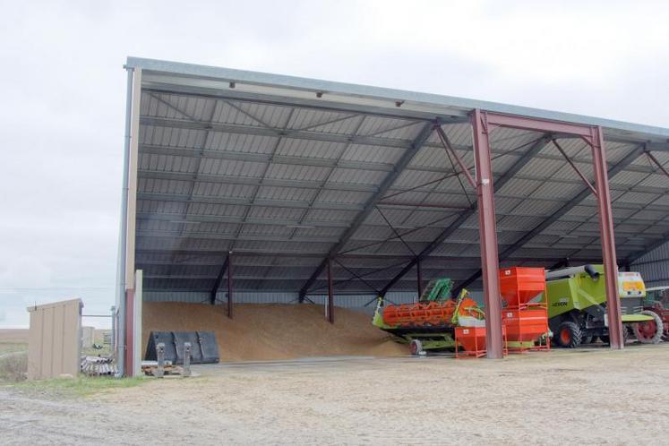 découvrez les indicateurs de performance essentiels pour évaluer l'efficacité des hangars photovoltaïques. optimisez votre production d'énergie solaire grâce à des analyses détaillées et des conseils pratiques.