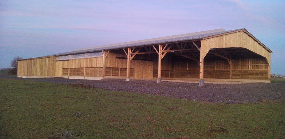 découvrez l'indice de vétusté des bâtiments agricoles, un outil essentiel pour évaluer l'état et la durabilité de vos infrastructures. obtenez des informations fiables pour optimiser vos investissements agricoles et garantir la pérennité de votre exploitation.