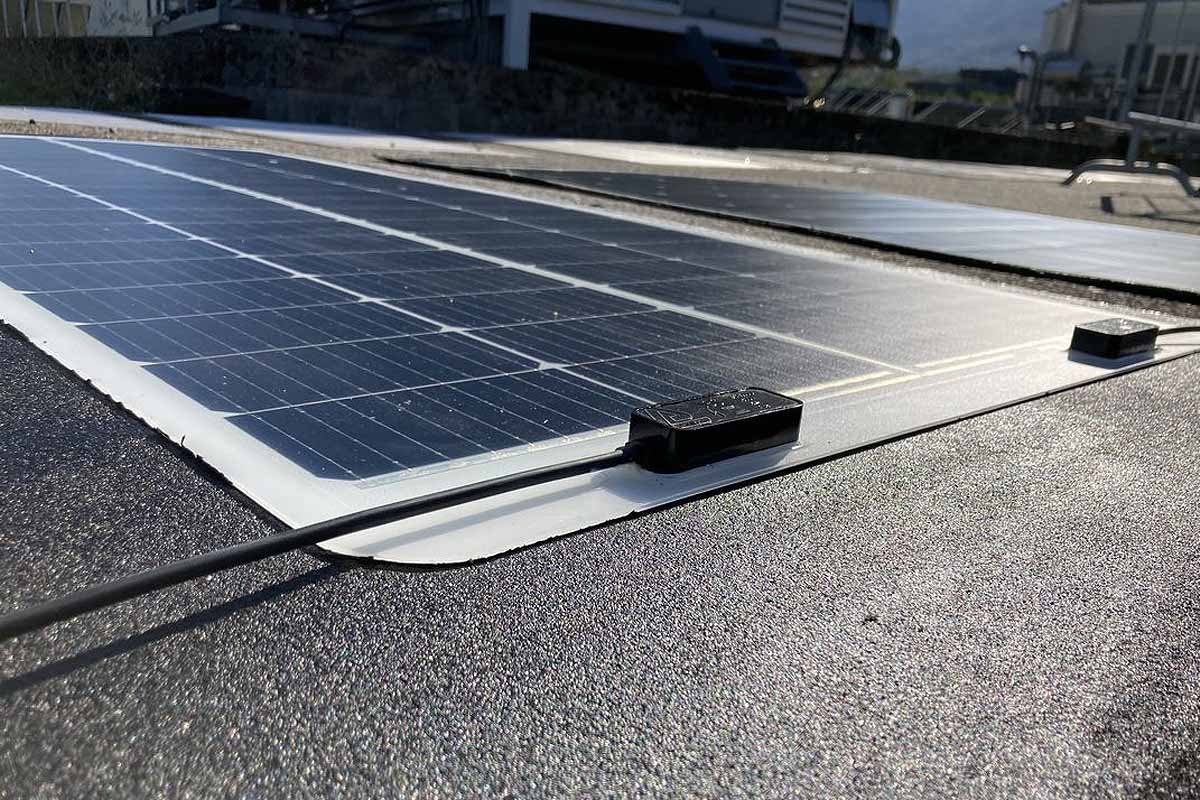 découvrez les dernières innovations en matière de hangars photovoltaïques, qui allient performance énergétique et efficacité spatiale. optimisez vos espaces de stockage tout en contribuant à la transition énergétique grâce à des solutions durables et écologiques.
