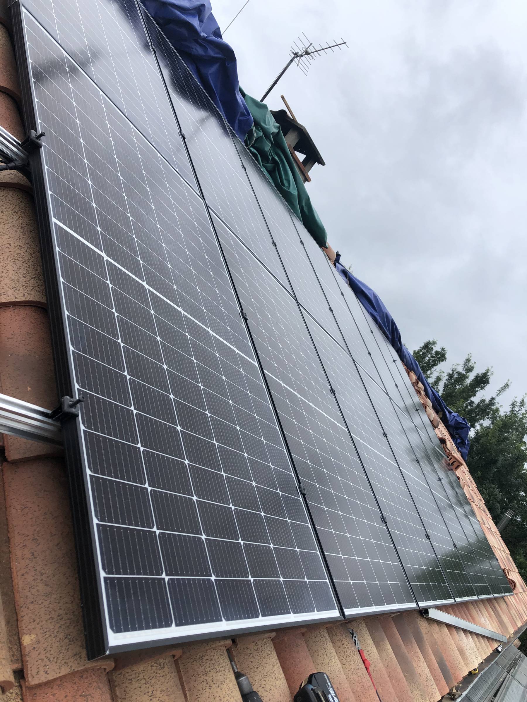 découvrez nos services d'installation de panneaux solaires en occitanie. profitez d'une énergie renouvelable, réduisez vos factures et participez à la transition énergétique. contactez-nous pour un devis personnalisé!