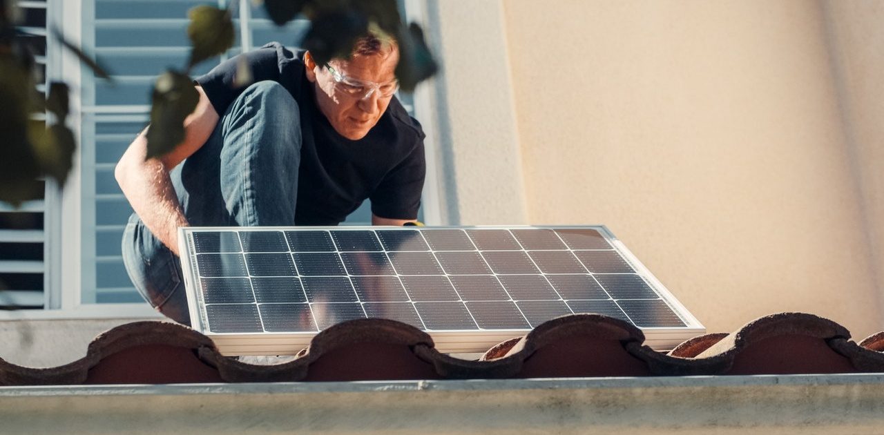 découvrez comment l'intégration d'un hangar photovoltaïque peut transformer votre espace en une source d'énergie renouvelable. optimisez votre production d'électricité tout en réduisant votre empreinte carbone grâce à des solutions innovantes et durables.