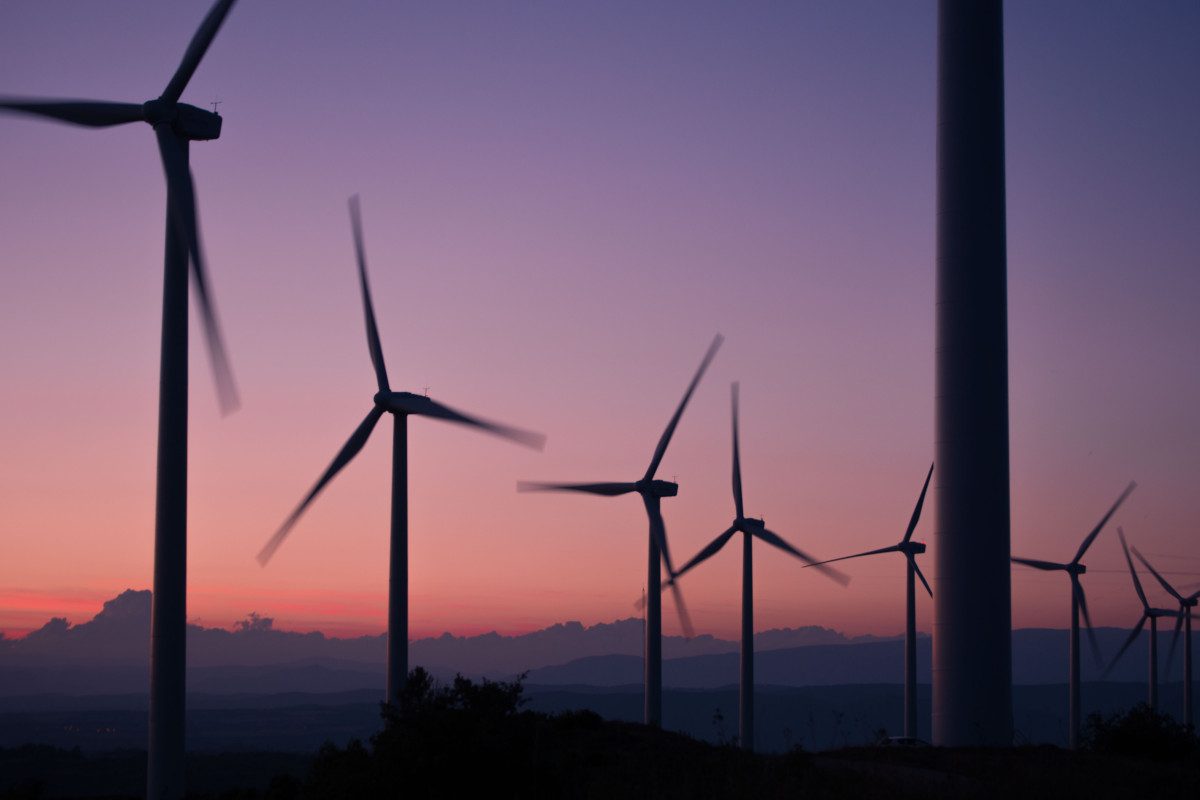 découvrez comment investir dans les énergies renouvelables et contribuer à un avenir durable. explorez les opportunités, les avantages financiers et l'impact positif sur l'environnement grâce à des solutions énergétiques innovantes.