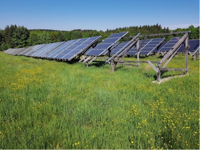 découvrez notre service de location de terrains agricoles dédiés à l'implantation de panneaux photovoltaïques. optimisez vos ressources en transition énergétique tout en bénéficiant de rendements attractifs grâce à nos espaces adaptés au solaire.