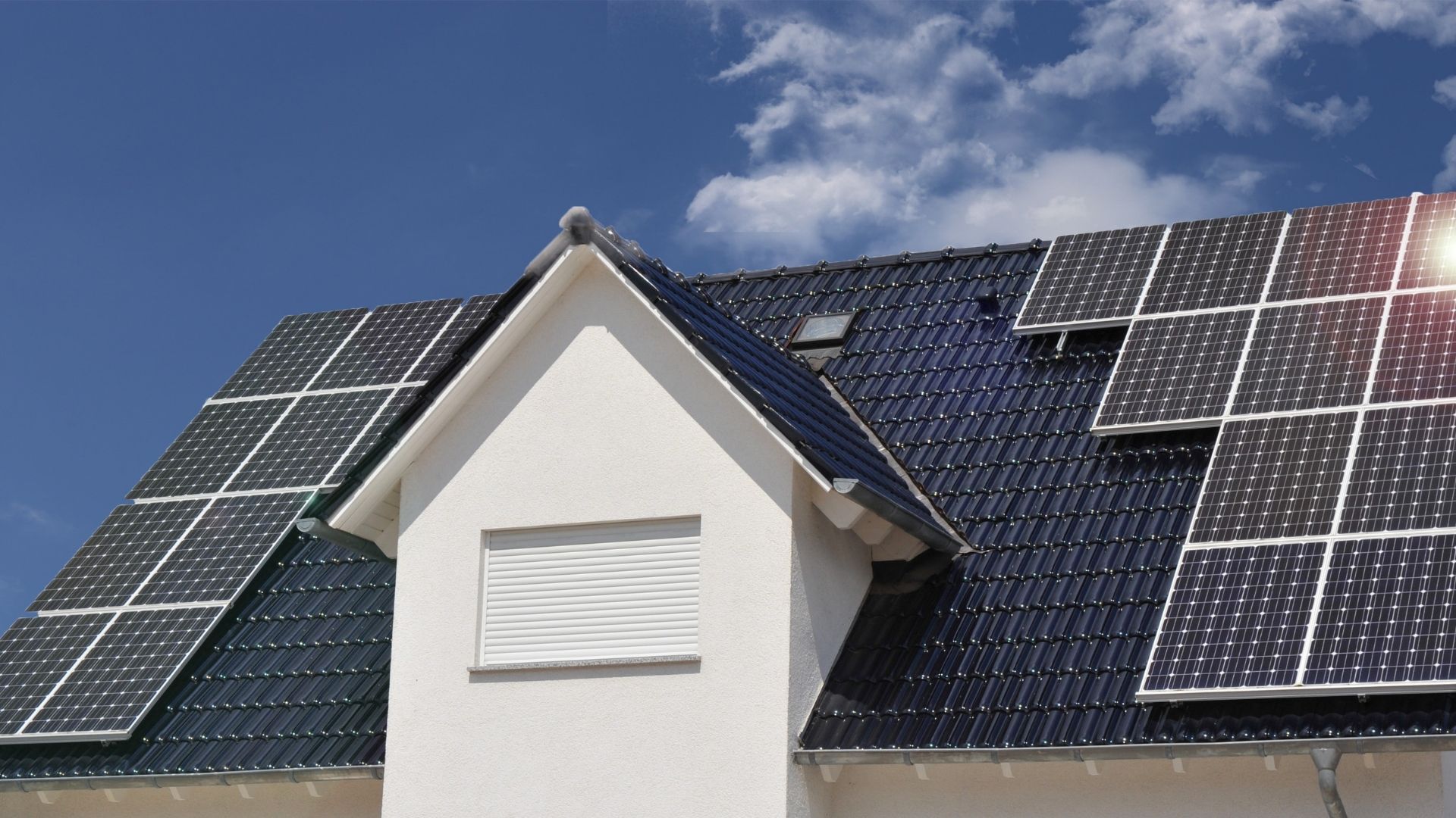 découvrez les meilleures solutions solaires de 2023 pour réduire votre empreinte carbone et économiser sur vos factures d'énergie. comparez les technologies innovantes et trouvez le système solaire le plus adapté à vos besoins.