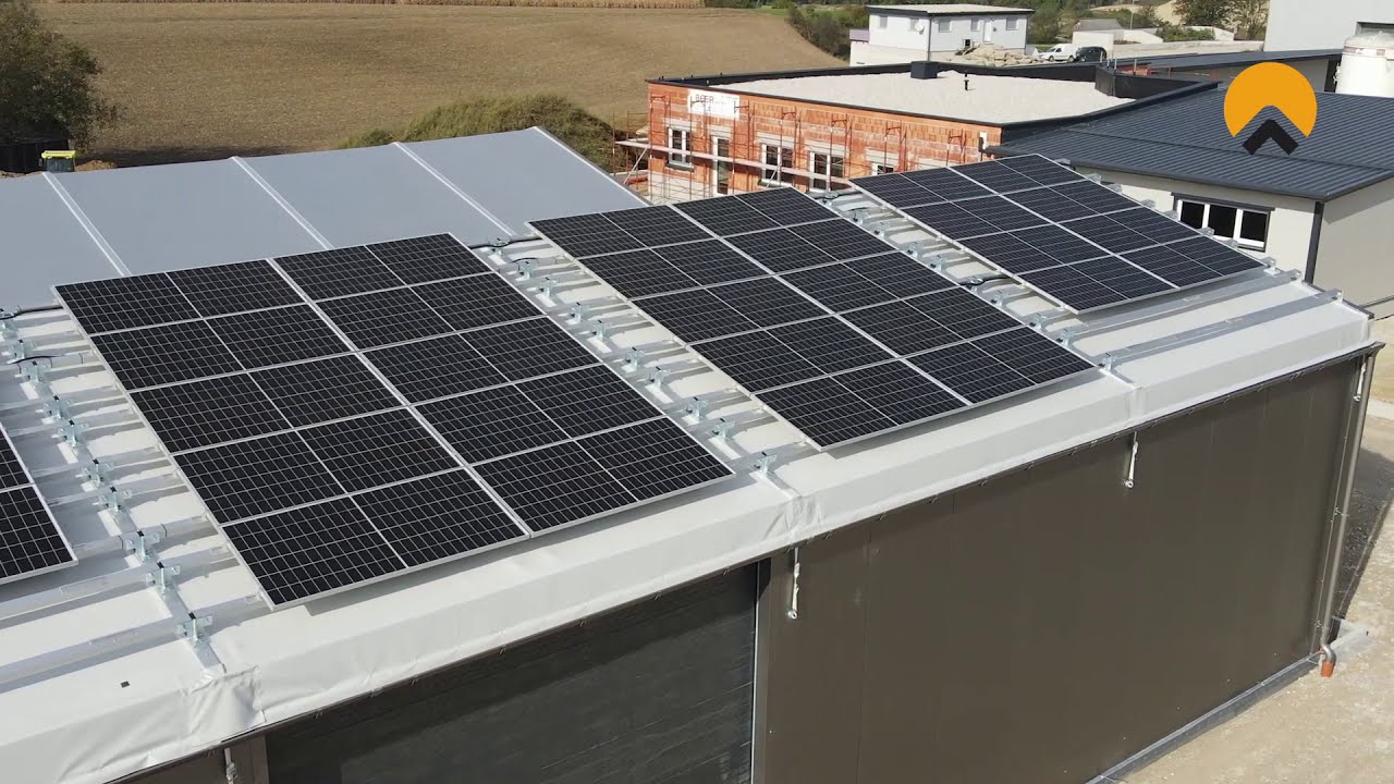 découvrez les normes essentielles pour la construction et l'exploitation de hangars photovoltaïques. assurez la conformité de votre projet aux réglementations en vigueur tout en maximisant l'efficacité énergétique de vos structures.