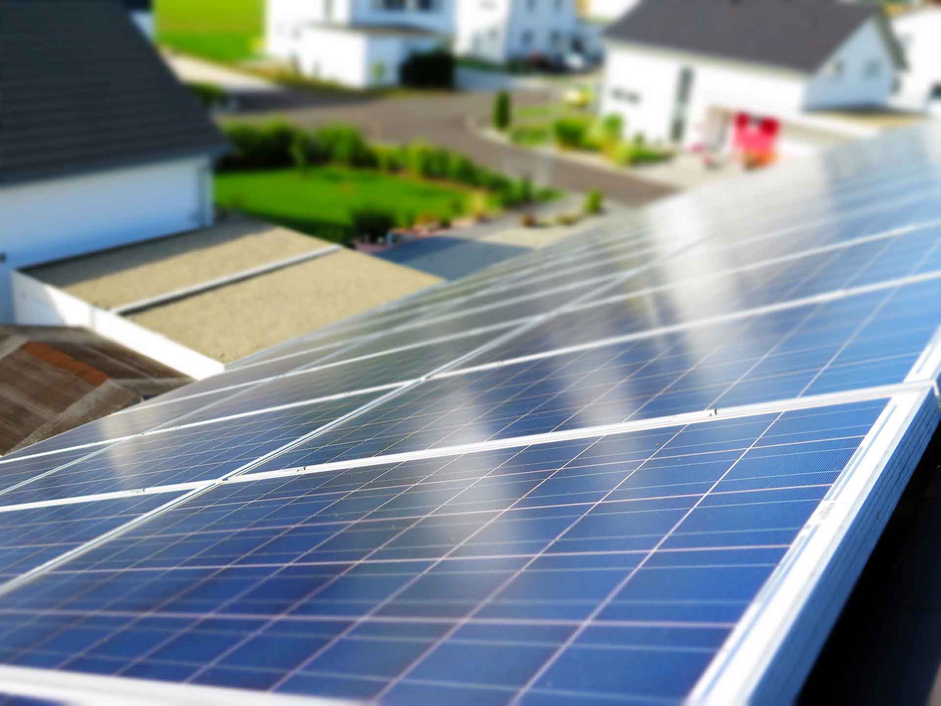 découvrez comment optimiser votre installation photovoltaïque pour maximiser votre production d'énergie solaire, réduire vos factures d'électricité et contribuer à un avenir plus durable.