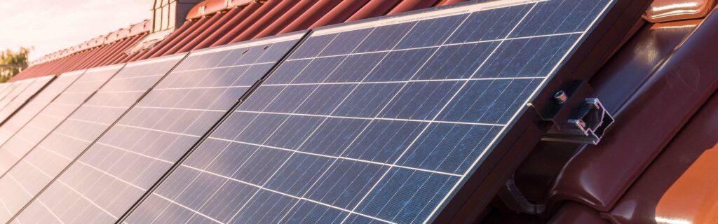 découvrez comment l'orientation des panneaux photovoltaïques peut optimiser la production d'énergie solaire. apprenez les meilleures pratiques et les facteurs à considérer pour maximiser l'efficacité de votre installation photovoltaïque.