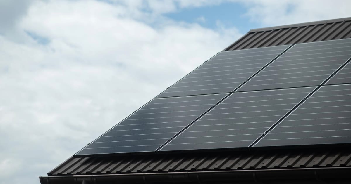 découvrez les panneaux photovoltaïques, une solution écologique et économique pour produire votre propre énergie solaire. optimisez votre consommation d'électricité tout en préservant l'environnement grâce à cette technologie innovante. informez-vous sur les avantages, les installations et les aides disponibles.