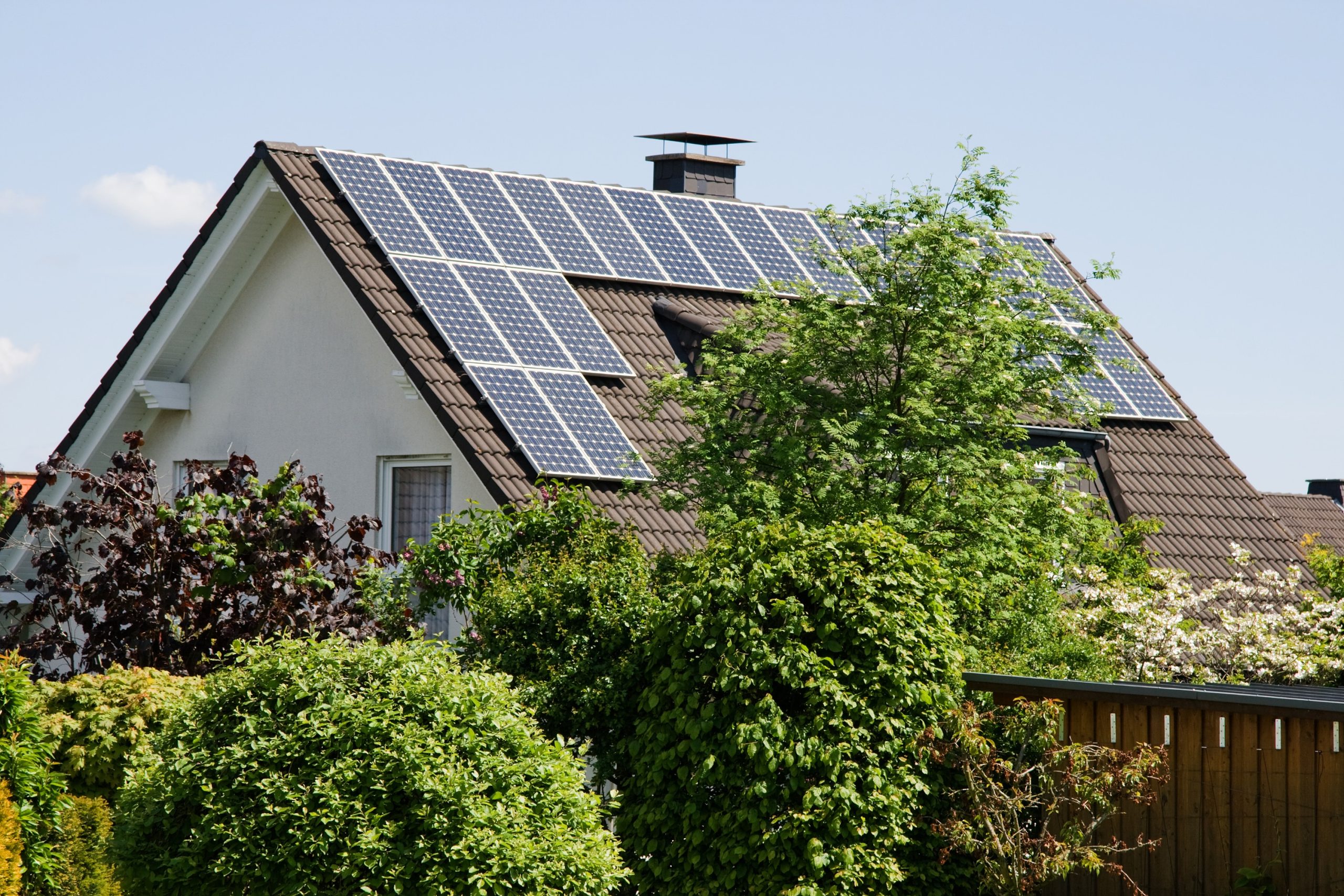 découvrez les dernières innovations et tendances en matière de panneaux solaires pour 2025. optimisez votre consommation d'énergie et investissez dans un avenir durable grâce à des technologies solaires avancées.