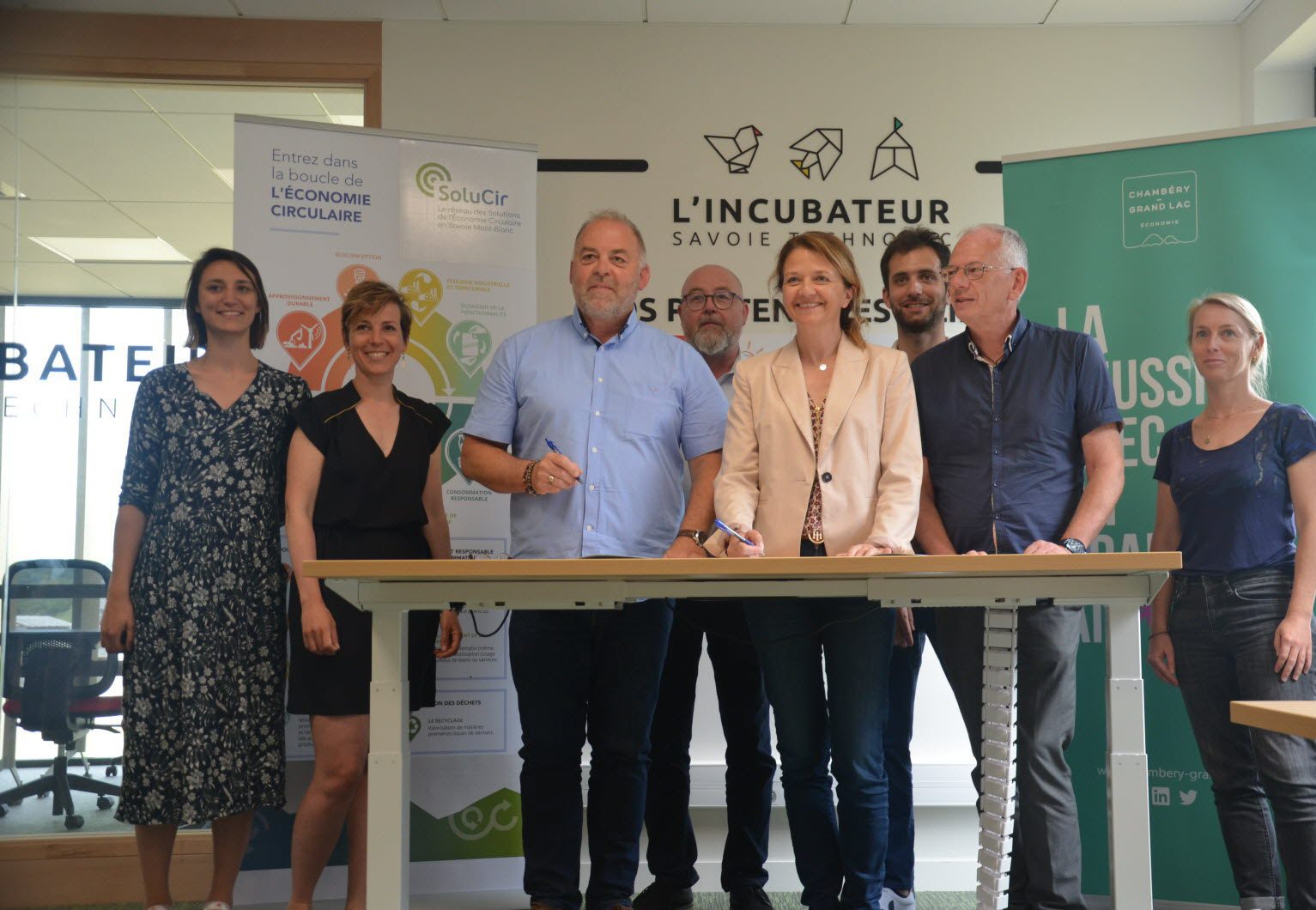 découvrez comment les partenariats dans l'économie circulaire peuvent transformer nos pratiques commerciales, promouvoir la durabilité et favoriser l'innovation. explorez des exemples inspirants et les avantages d'une collaboration efficace pour un avenir plus vert.