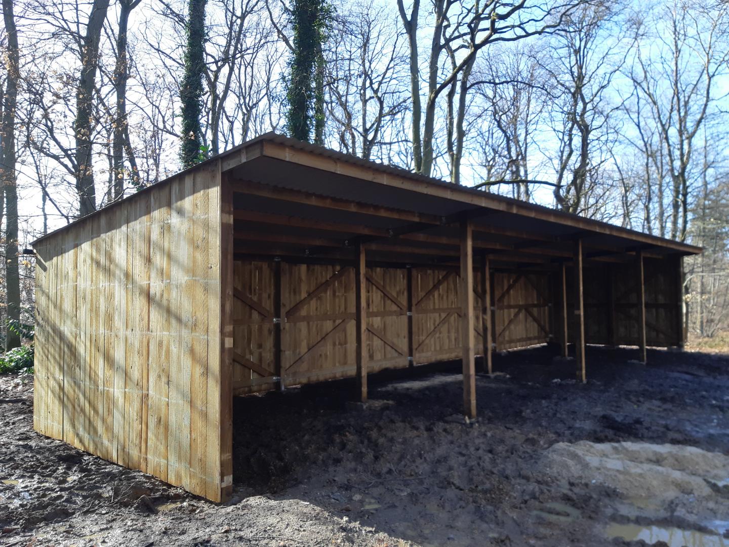 découvrez les prix compétitifs des hangars en bois. explorez nos options de construction, de taille et de finitions pour trouver le hangar en bois idéal qui répond à vos besoins tout en respectant votre budget.